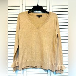 Banana Republic Beige Pretty Ruffle Sleeve V-neck Classic Sweater PS